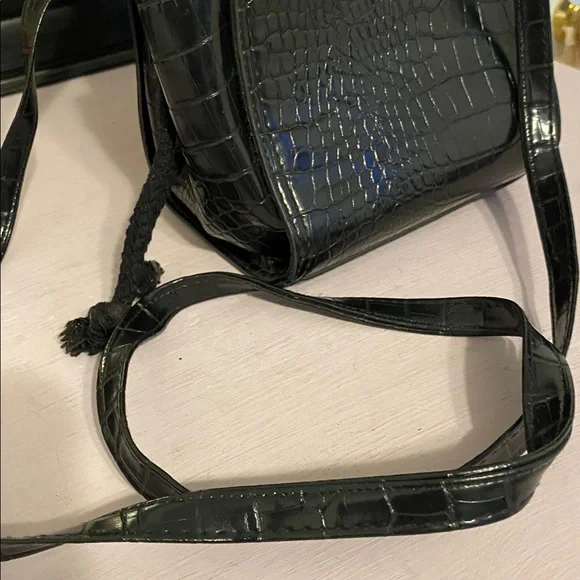 Black Croc-Embossed Handbag with Face Design, fun purse good condition - Picture 4 of 9